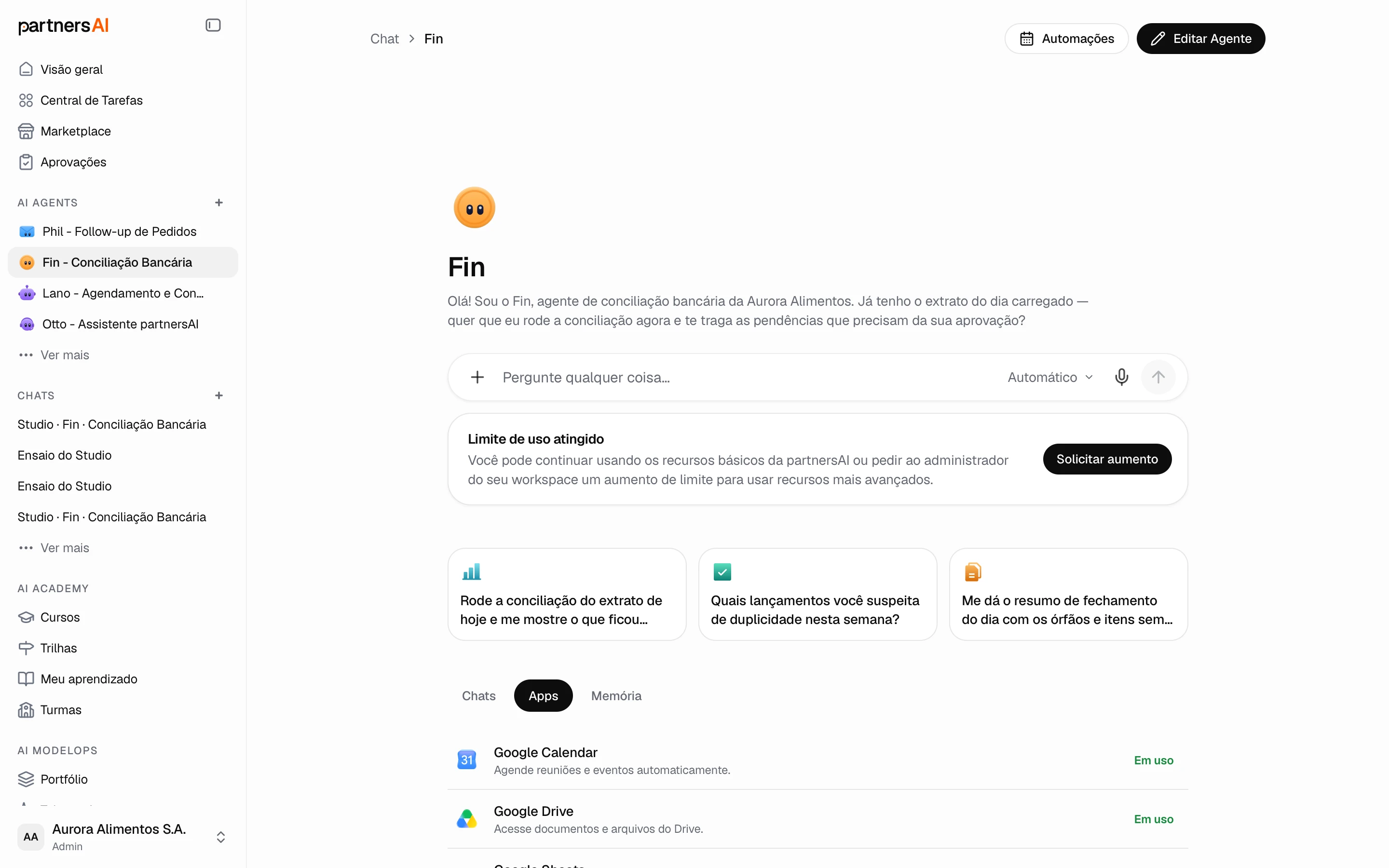 Aviso de limite de uso atingido no chat, com o botão Solicitar aumento